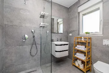 4-Bedroom Villa with Private Pool in Žgaljići