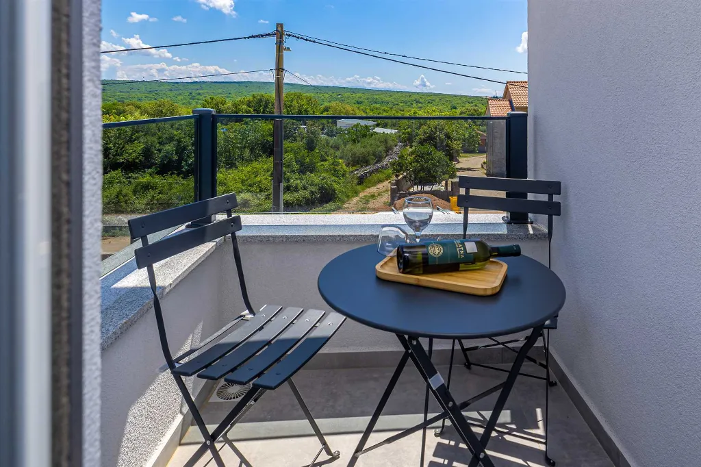 4-Bedroom Villa with Private Pool in Žgaljići