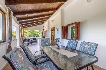 House in Kras for up to 5 with Private Pool