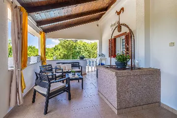 House in Kras for up to 5 with Private Pool