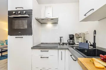 House in Kras for up to 5 with Private Pool