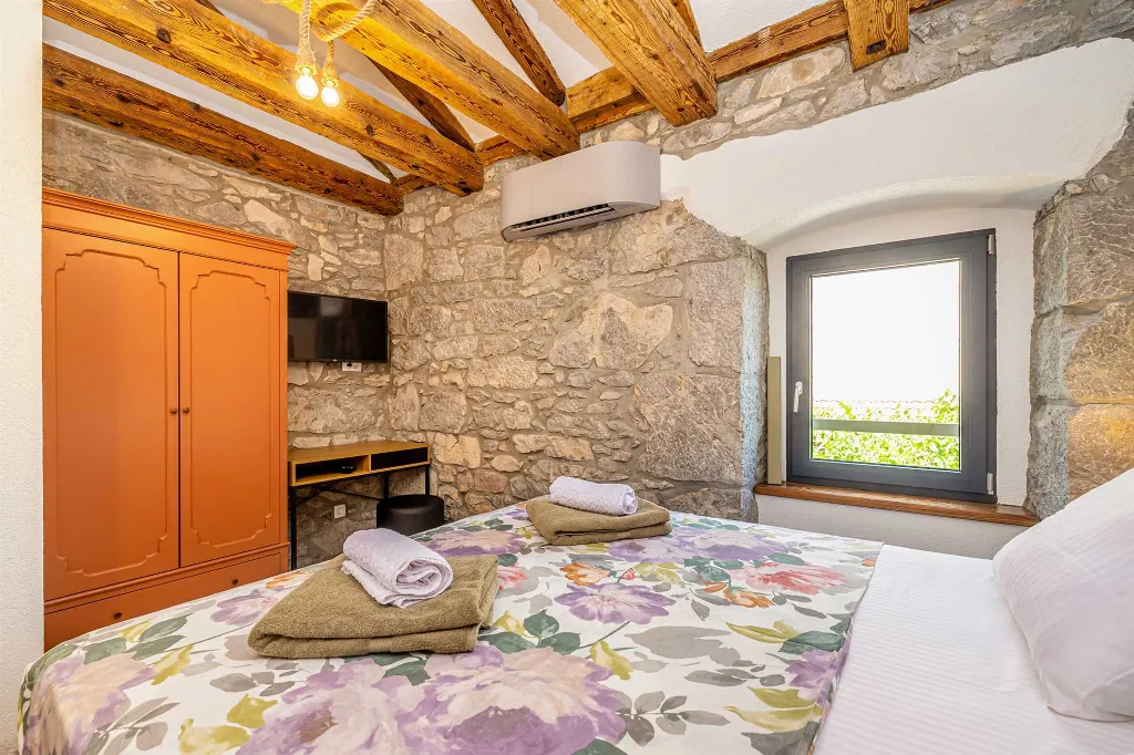 2-Bedroom Holiday House in Kornić, Croatia