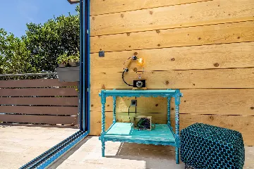 Seafront House for 2 Guests in Omišalj