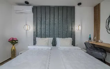 Holiday House in Krk for Up to 8 Guests