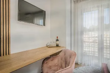 Holiday House in Krk for Up to 8 Guests