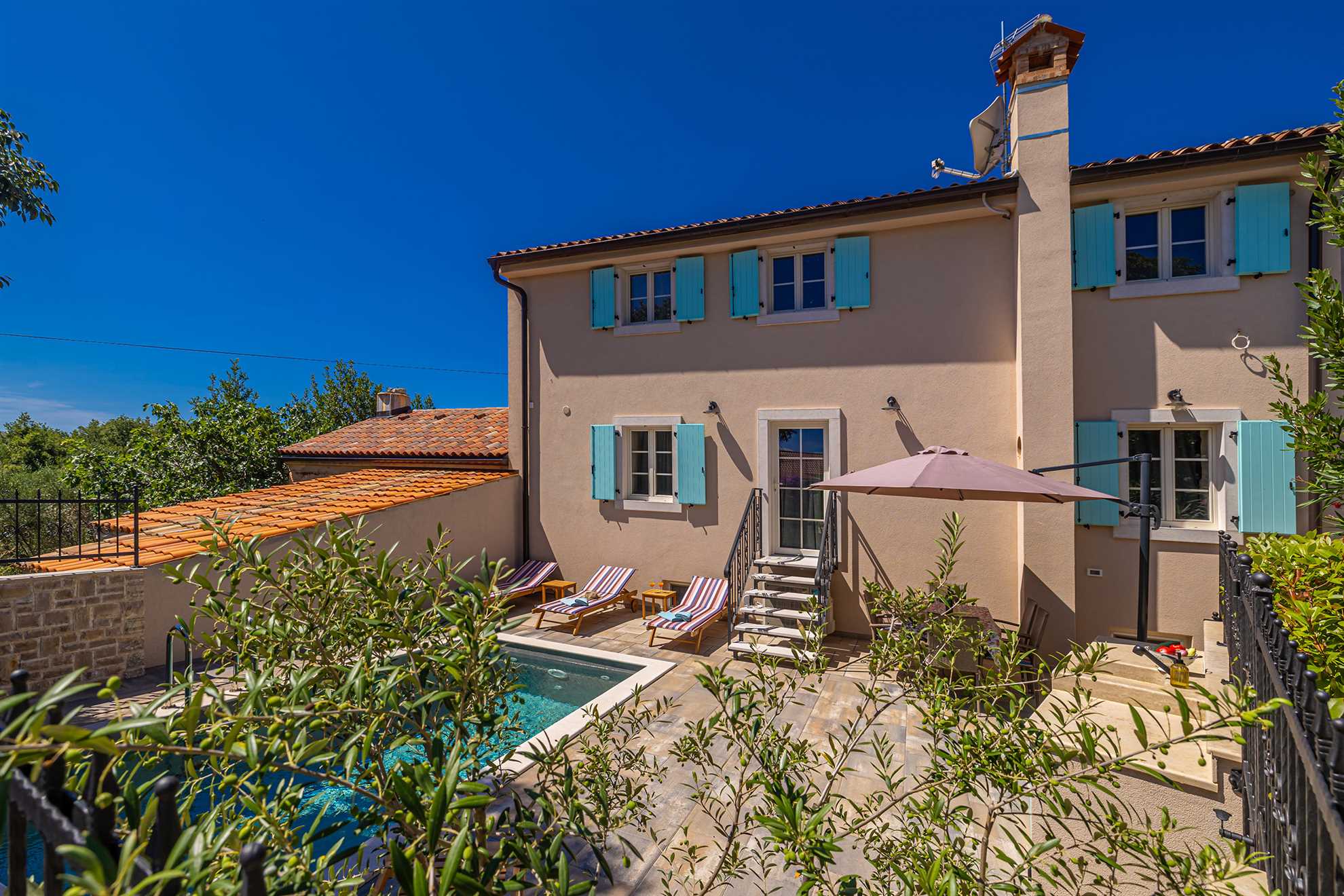 Villa MAVRA mit privatem Pool