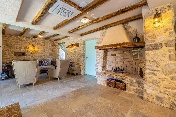 Risika Villa with Private Pool for 6–7 Guests