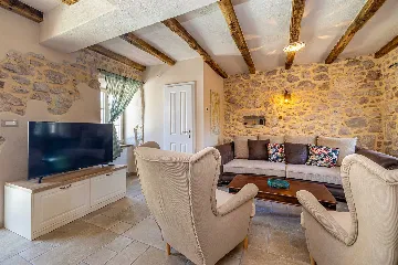 Risika Villa with Private Pool for 6–7 Guests