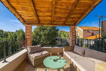 Risika Villa with Private Pool for 6–7 Guests