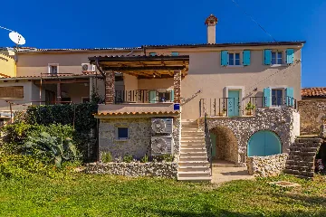 Risika Villa with Private Pool for 6–7 Guests