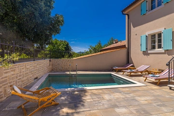 Risika Villa with Private Pool for 6–7 Guests