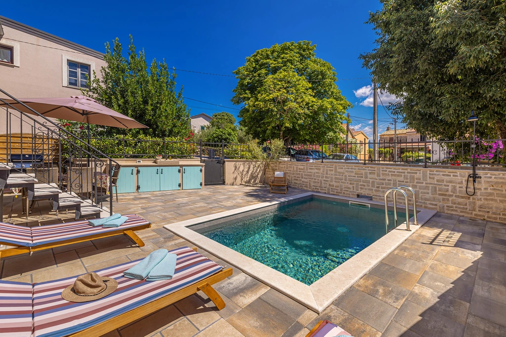 Risika Villa with Private Pool for 6–7 Guests