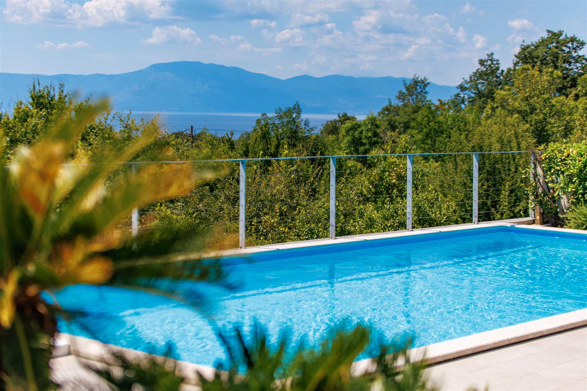 Villa LUXOR mit beheiztem Pool