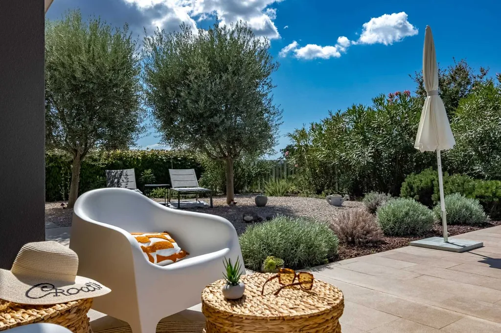 4-Bedroom Villa with Heated Pool in Sveti Vid Miholjice