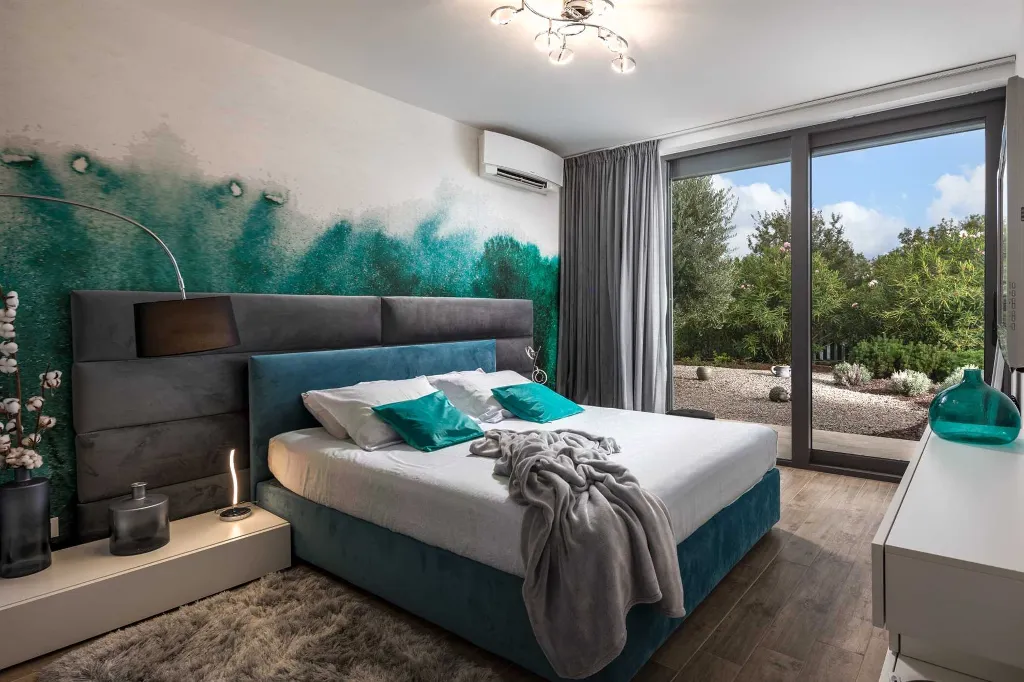 4-Bedroom Villa with Heated Pool in Sveti Vid Miholjice