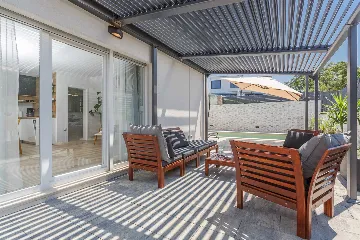 Malinska Apartment with Private Outdoor Pool