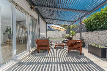 Malinska Apartment with Private Outdoor Pool