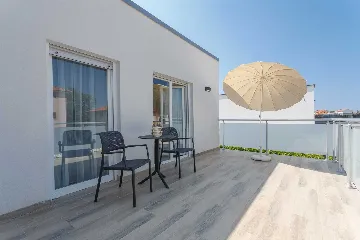 Malinska Apartment with Private Outdoor Pool