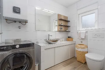 Malinska Apartment with Private Outdoor Pool