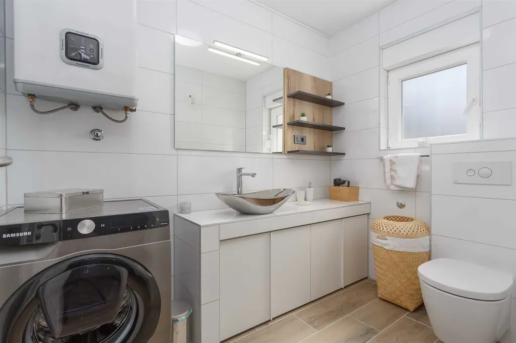 Malinska Apartment with Private Outdoor Pool
