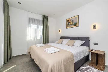 3-Bedroom Holiday House in Kornić with Heated Pool