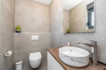 3-Bedroom Holiday House in Kornić with Heated Pool