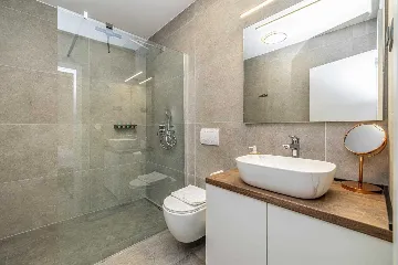 3-Bedroom Holiday House in Kornić with Heated Pool