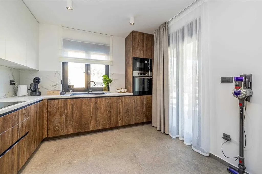 3-Bedroom Holiday House in Kornić with Heated Pool