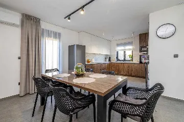 3-Bedroom Holiday House in Kornić with Heated Pool