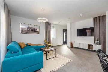 3-Bedroom Holiday House in Kornić with Heated Pool