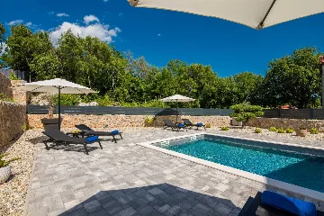 3-Bedroom Holiday House in Kornić with Heated Pool