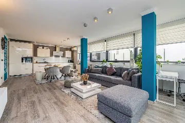 2-Bedroom Apartment with Private Pool in Malinska