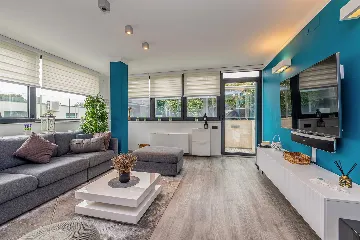 2-Bedroom Apartment with Private Pool in Malinska