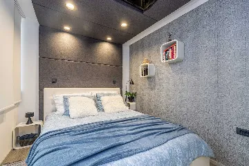 2-Bedroom Apartment with Private Pool in Malinska