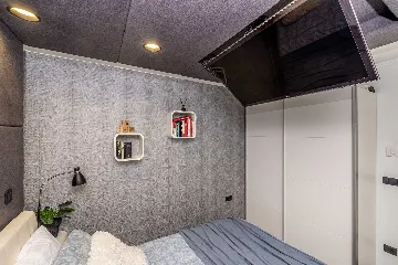 2-Bedroom Apartment with Private Pool in Malinska