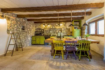 Holiday House with Jacuzzi in Bajčići (for 4)