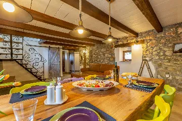 Holiday House with Jacuzzi in Bajčići (for 4)