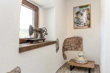 Holiday House with Jacuzzi in Bajčići (for 4)