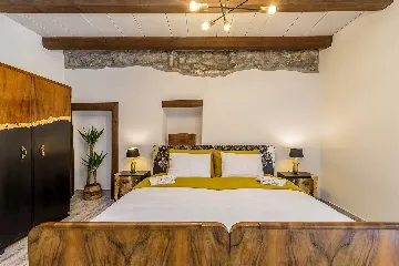 Holiday House with Jacuzzi in Bajčići (for 4)