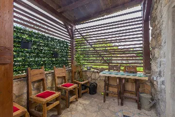 Holiday House with Jacuzzi in Bajčići (for 4)