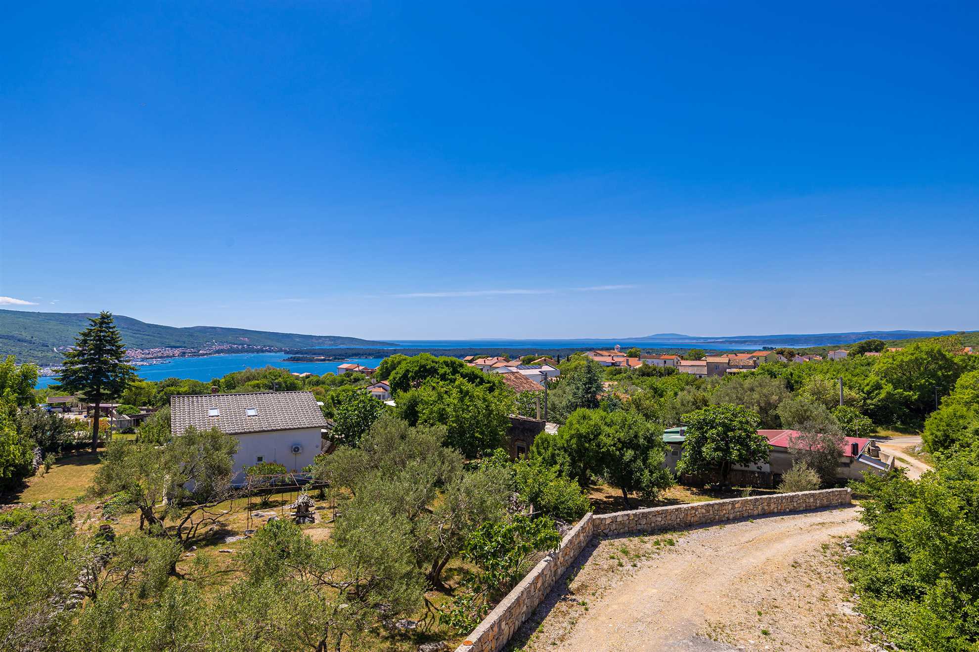 Holiday house VILLA PATRICK with pool, jacuzzi and sauna