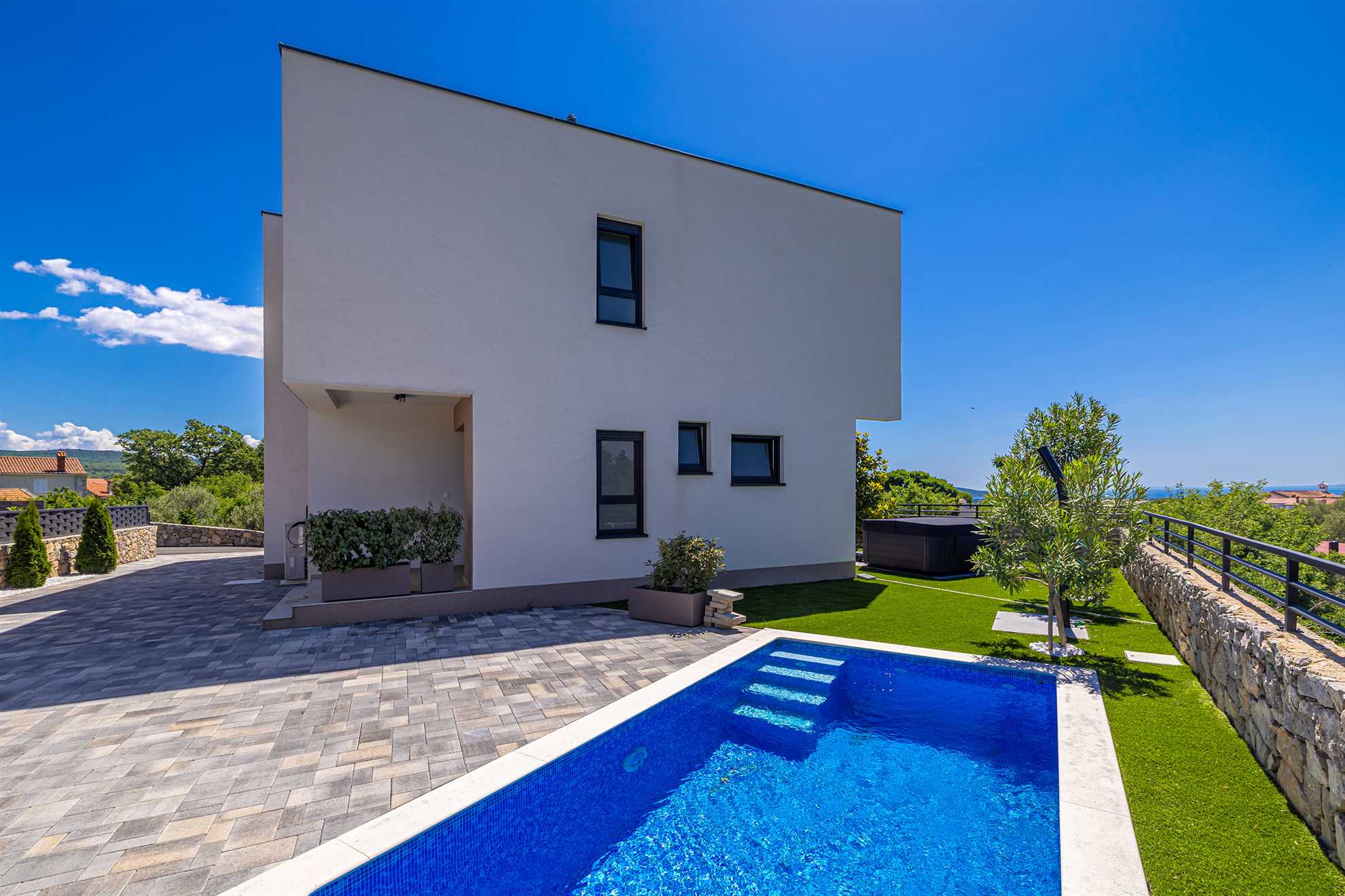 Holiday house VILLA PATRICK with pool, jacuzzi and sauna