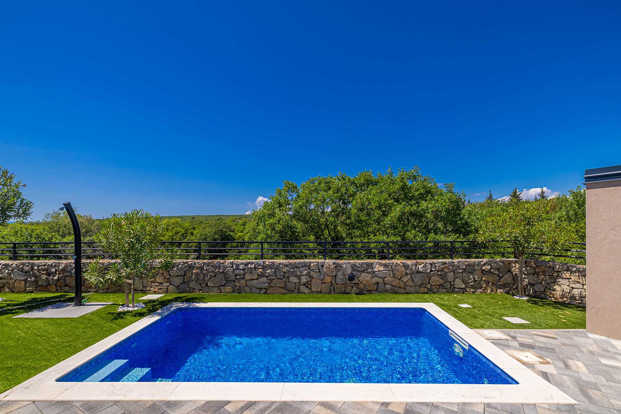 Holiday house VILLA PATRICK with pool, jacuzzi and sauna