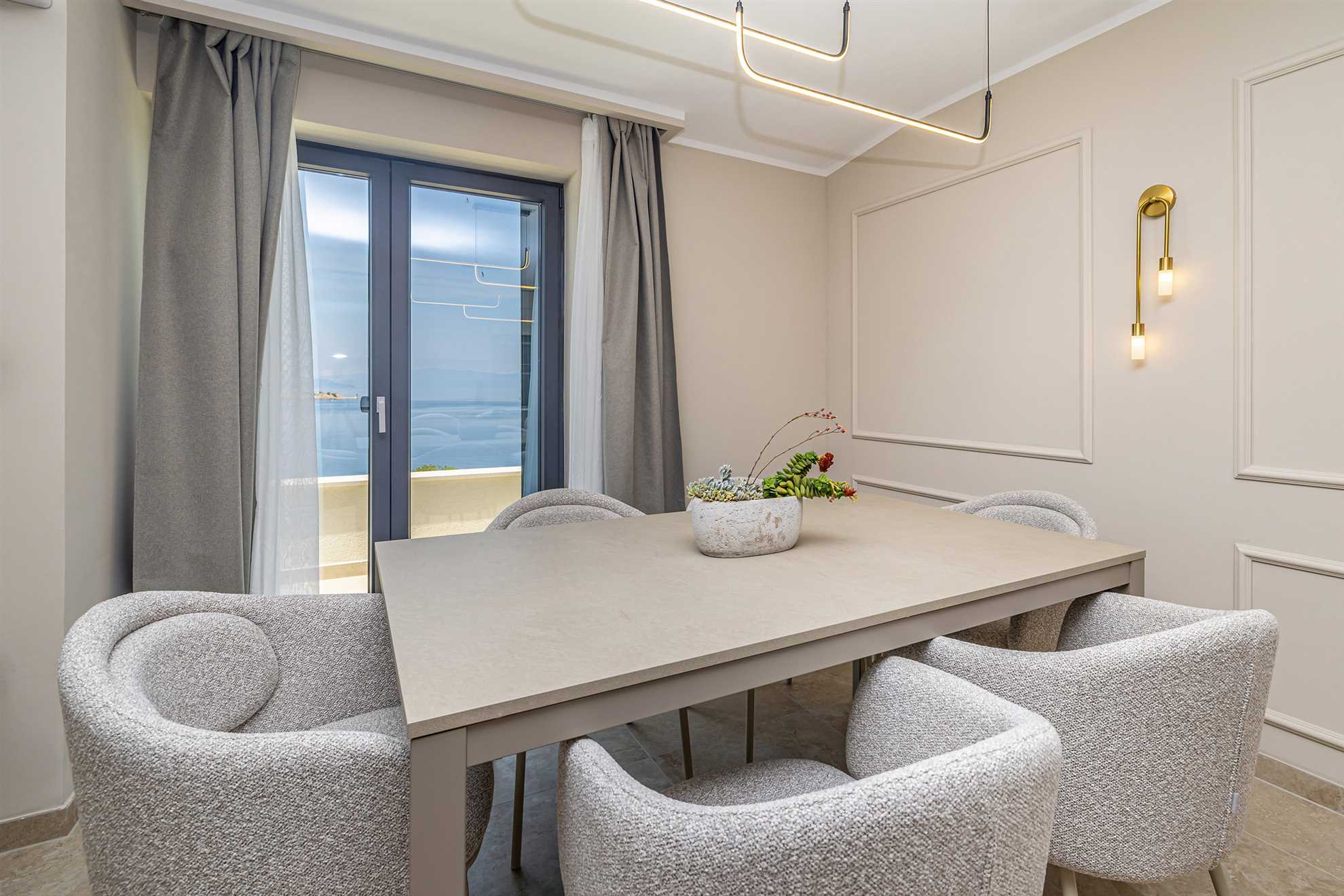 Apartment LAMAR mit privatem Pool und Meerblick