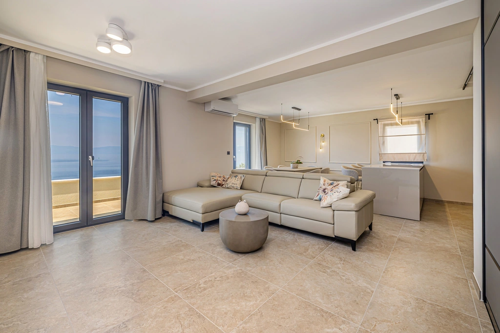 Apartment in Omišalj with Private Heated Pool