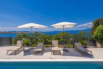 Apartment in Omišalj with Private Heated Pool