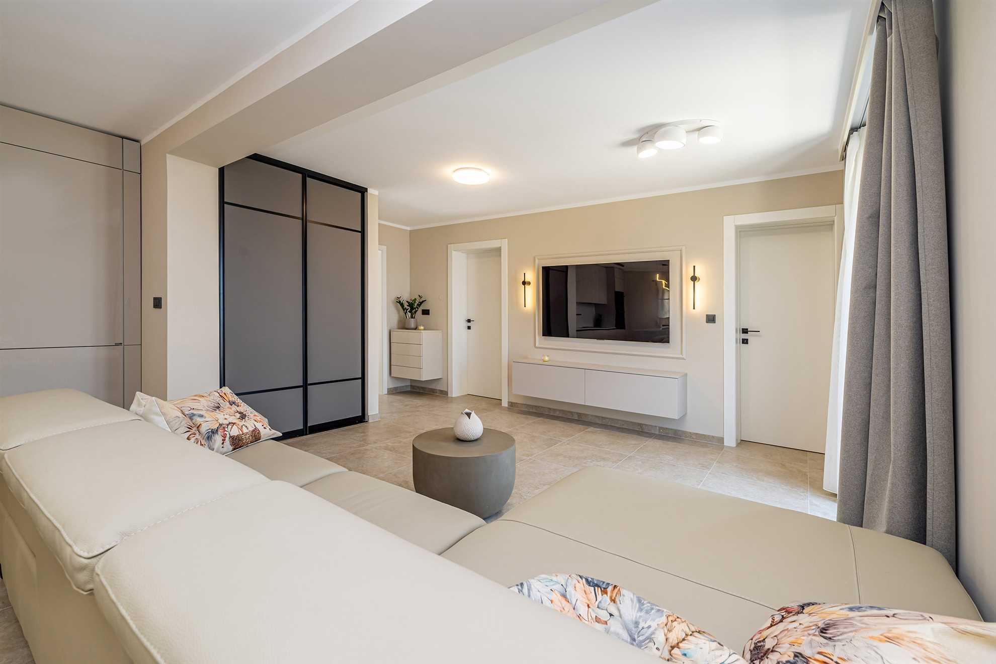 Apartment LAMAR mit privatem Pool und Meerblick