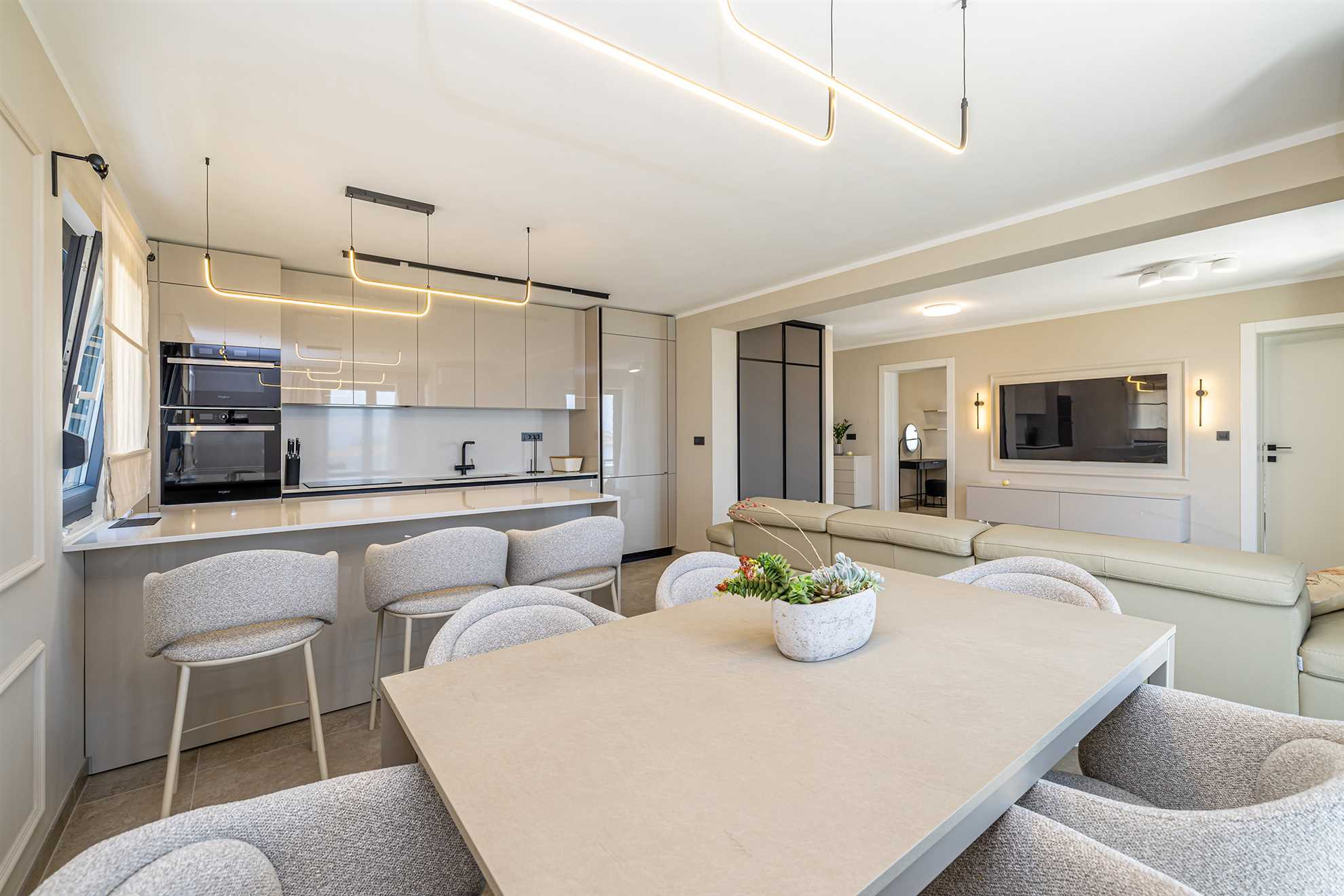 Apartment LAMAR mit privatem Pool und Meerblick