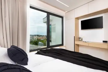 Punat 4-Bedroom Villa with Private Infinity Pool