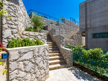 Punat 4-Bedroom Villa with Private Infinity Pool